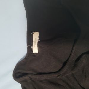 Sleeveless maternity top